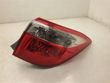 14-16 TOYOTA COROLLA PASSENGER SIDE REAR RIGHT TAIL LIGHT ASSEMBLY 