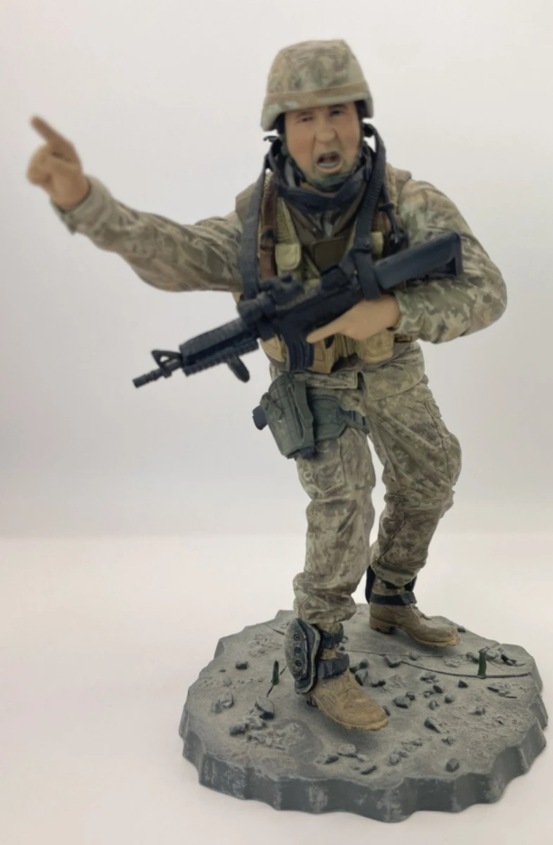 Preços baixos em McFarlane Toys Militar e Aventura figuras de ação