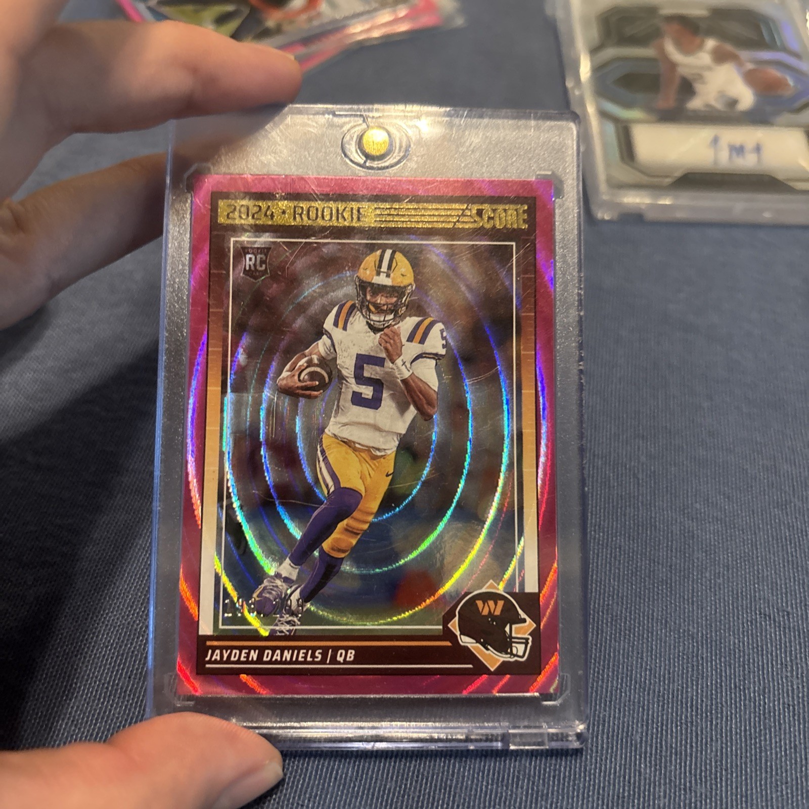 2024 Score - Rookies Jayden Daniels #302 Ellipse /299 (RC)