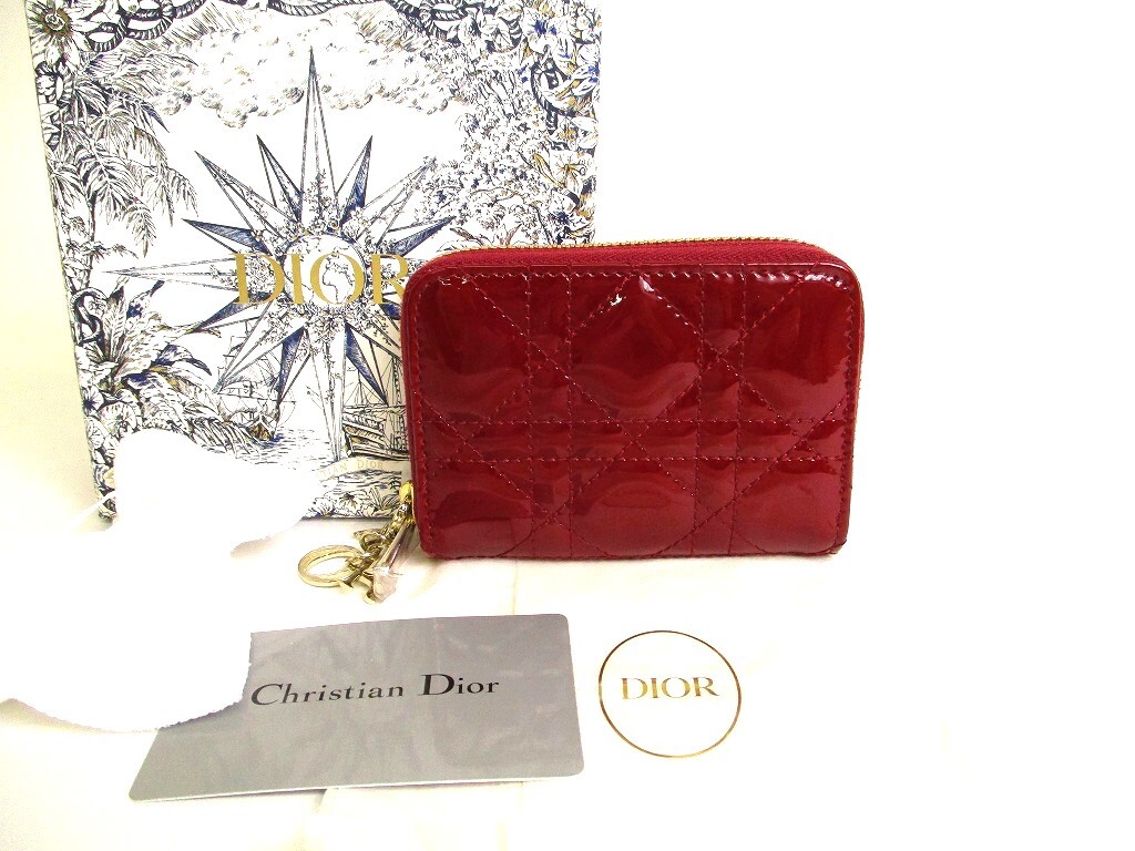 Auth Christian Dior Lady Dior Red Patent Leather Round Zip Coin