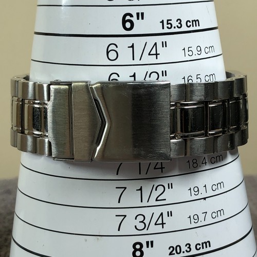 Disney Men Chronograph Mickey Mouse Silver Tone Quartz 40mm Watch 7 1/4" READ! - Picture 12 of 13
