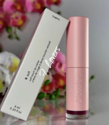 Glossier Suit Soft Touch Lip Crème Shade Tempo 6ml UVP 24£ Brandneu