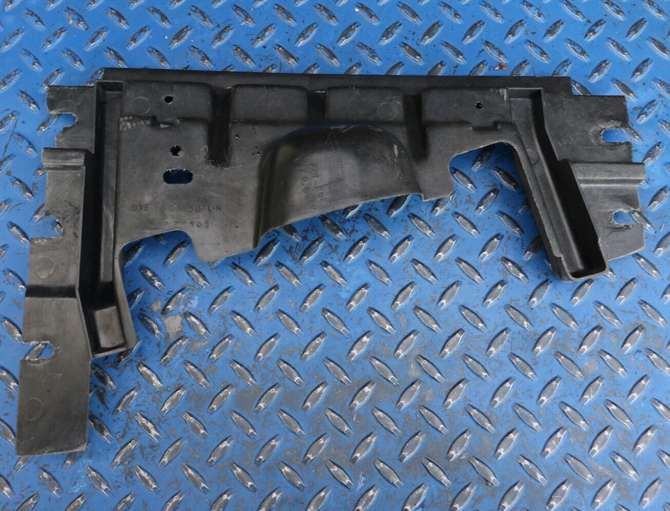 1991-1996 Chevrolet Corvette C4 Driver Side Front Inner Fender 10276503 - Image 3 of 4