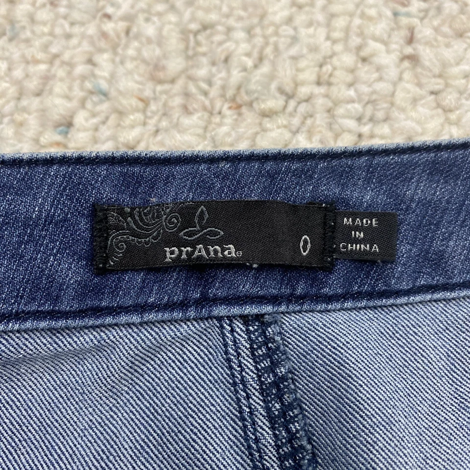 Saia jeans feminina prAna tamanho 0 lavagem escura lápis jeans tamanho zíper elástico casual - Imagem 3 de 4