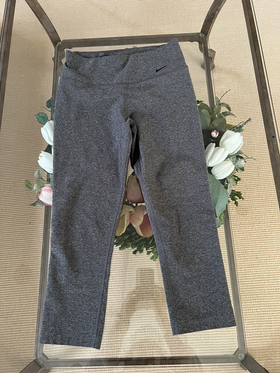 nike grey cropped leggings