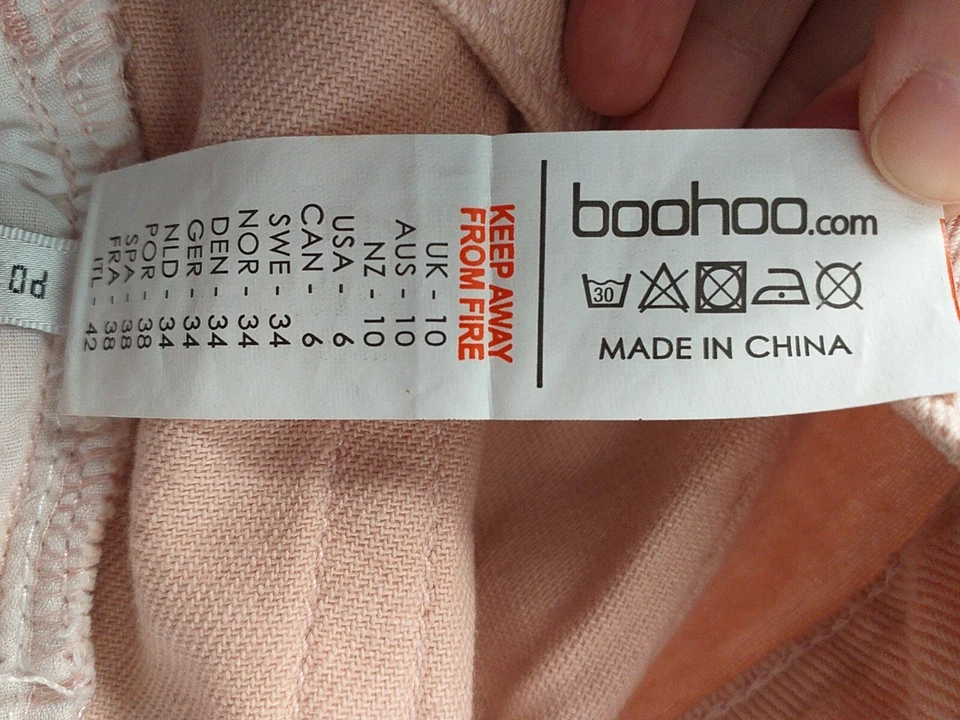 Boohoo Pink Denim Mini Skirt Size 10 Slight Distressed Look - Good Condition  - Image 4 of 4