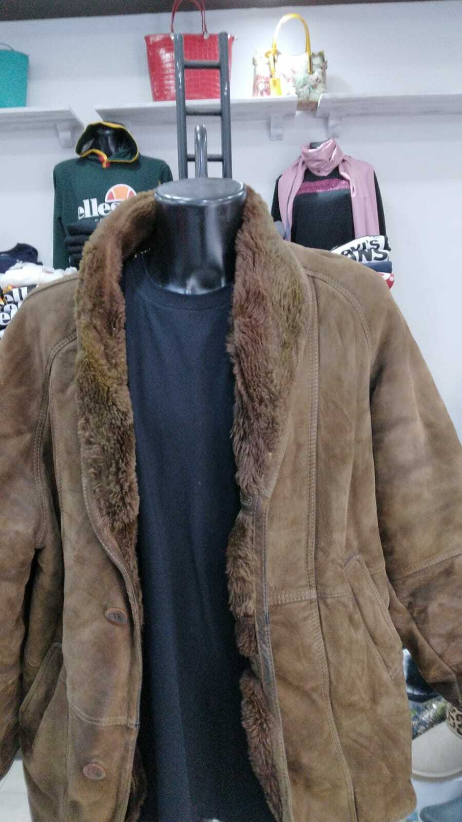 Picture 3 of 8