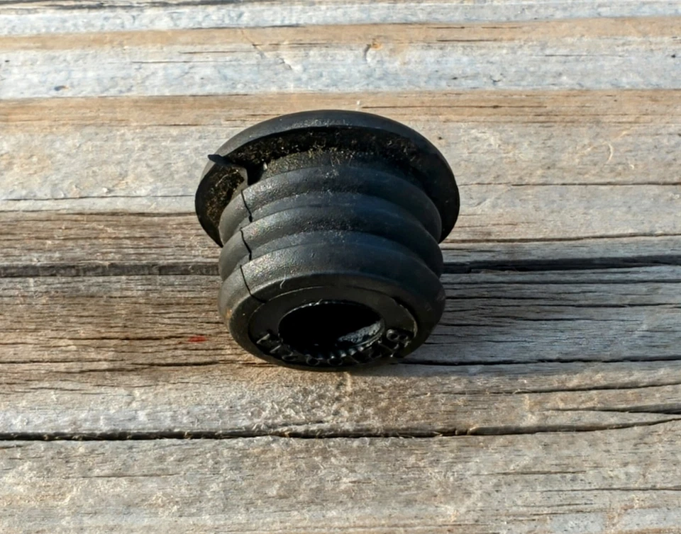 Enchufe de cuadro Super OEM 87210021A Ducati Monster 600 750 900 SS SL 851 888 Sport Foto 3 de 3