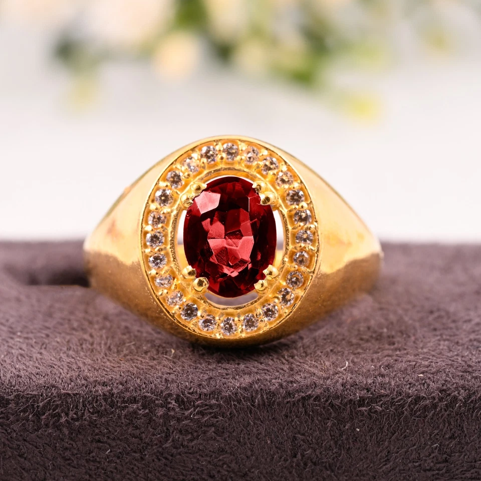 Anillo hecho a mano de granate marrón natural para regalo de boda de oro amarillo macizo de 14K para hombre. Foto 2 de 3