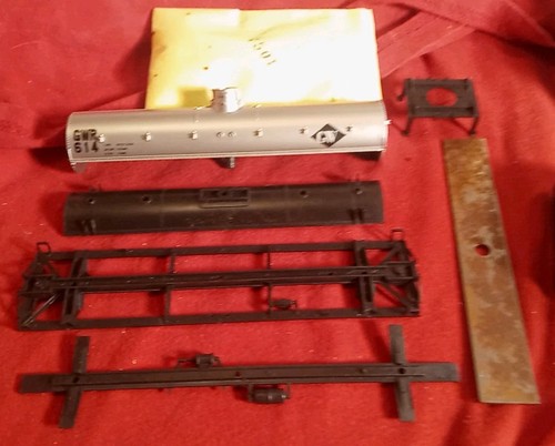 Chicago Great Western 42' Tank Car Athearn Kit GWR 614 Custom GW Silver Rare - Picture 2 of 5
