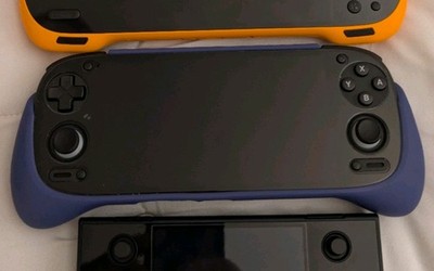 Retroid Pocket 5 Bundle - Black - case and  grip and organial box