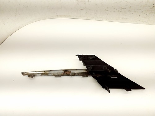 TOYOTA VERSO GRILL VORNE LINKS 53124-0F010 / 28972884 - Bild 3 von 5