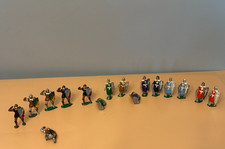 VINTAGE LEAD KNIGHT MEDIEVAL TOY FIGURES LOT OF 16