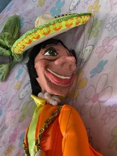 VINTAGE LARGE MARIACHI PROFESSIONAL MARIONETTE PUPPET 1970s 1980s CHILDREN KIDS 