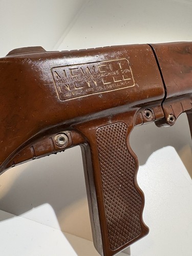 Newell air fire sub-machine gun toy Newell mfg. co. Lowell Mich VINTAGE - Picture 3 of 7