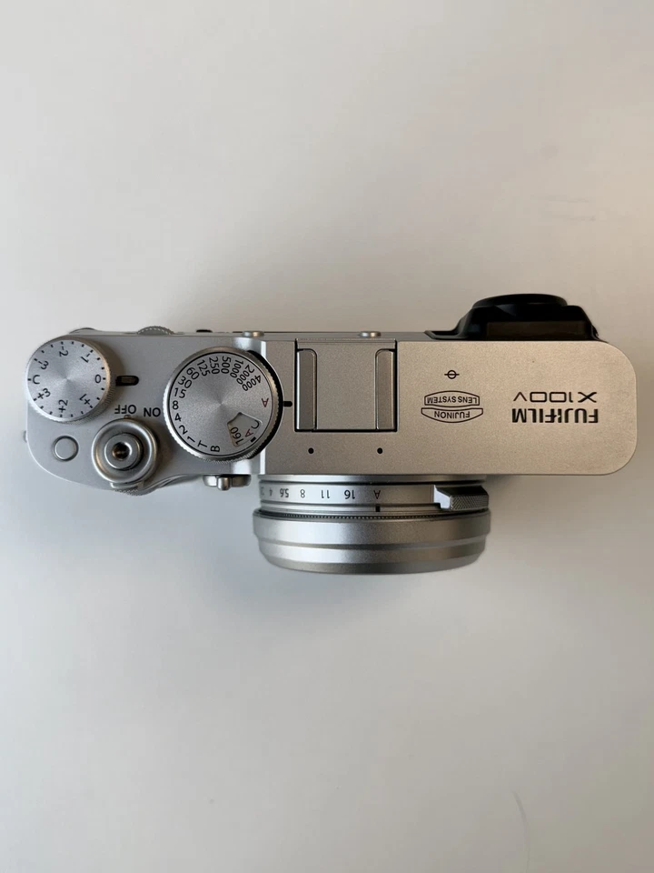 Fujifilm X100V, photo 3 of 5