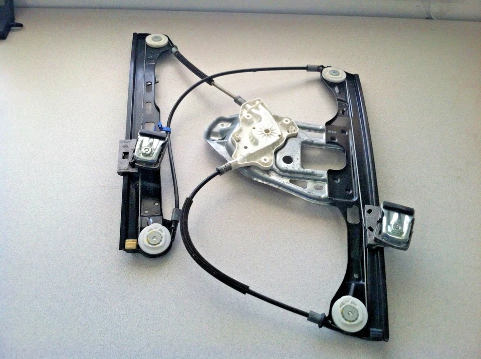 MERCEDES-BENZ W203 C230 C320 CLASE C 2001-2007 ~ REGULADOR VENTANA DELANTERA DERECHA Foto 2 de 3