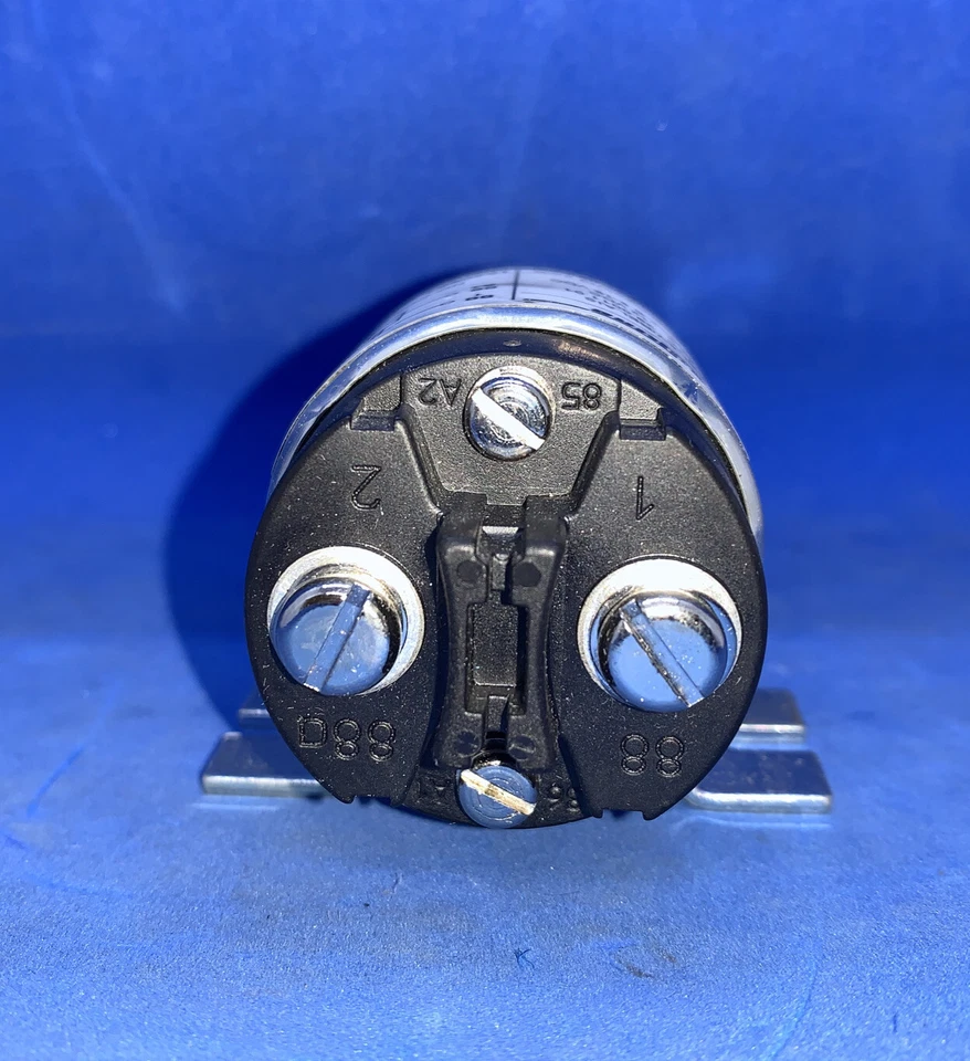 KISSLING 29.0011.01, 29001101 (BRAND NEW) relay 50 A 12 VDC COIL 9-16 VDC - Image 4 of 4