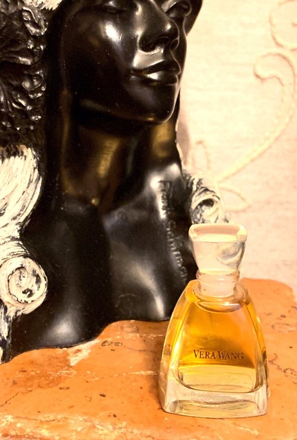 vera wang original perfume
