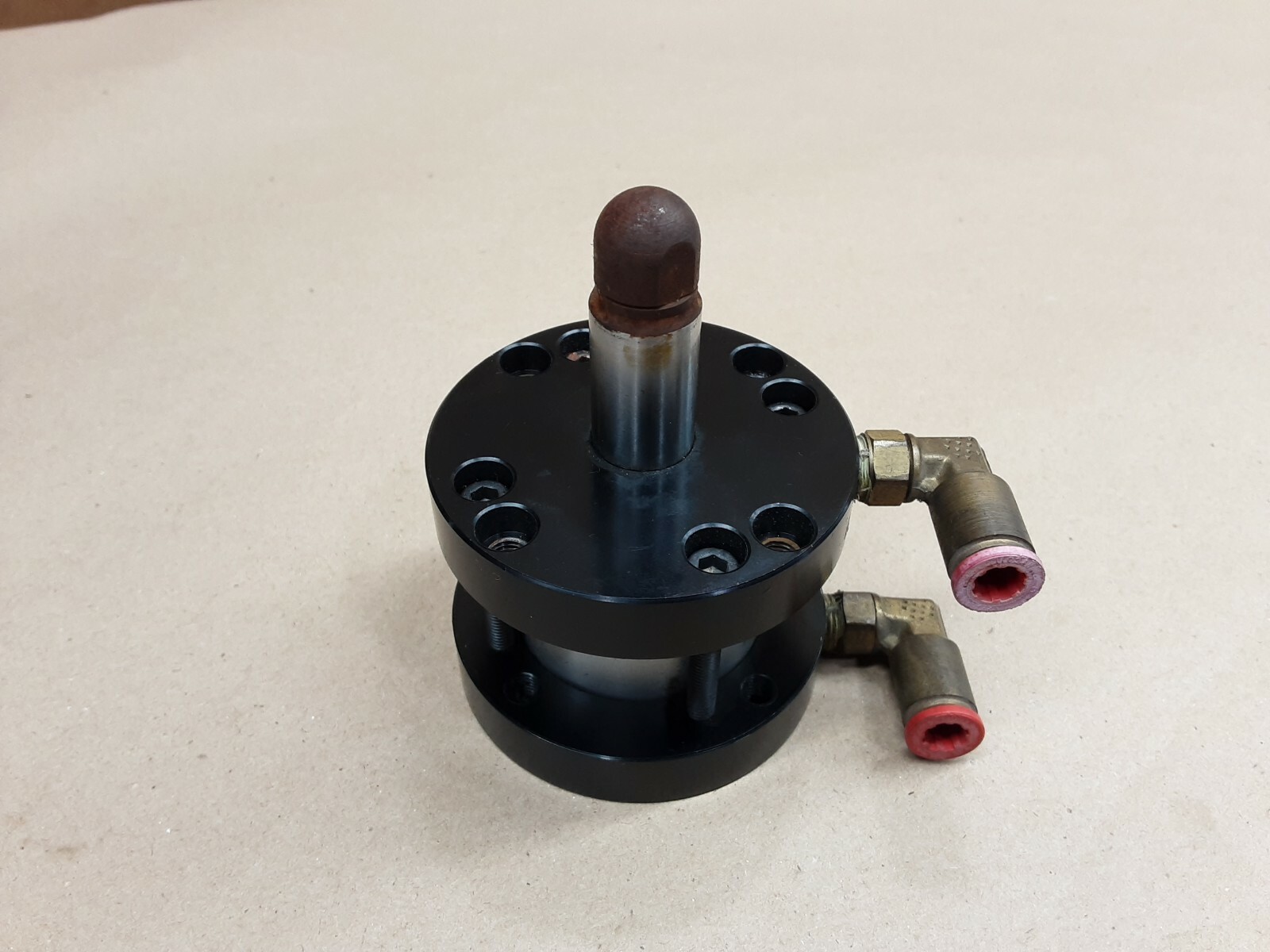 Pressure 250 Psi 01.50 Ch3mau19ac 2.00 Parker 01.50 Ch3mau19ac 2.00 Pneumatic Cylinder Pressure 250 Psi 01.50 Ch3mau19ac 2.00 Parker 01.50 Ch3mau19ac 2.00 Pneumatic Cylinder