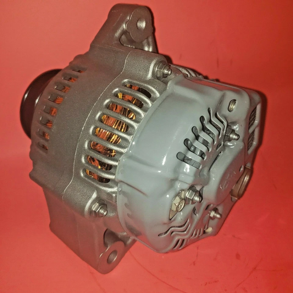 Toyota Land Cruiser 1996 6 cilindros motor 4,5 litros 90 amperios alternador DENSO Foto 2 de 4