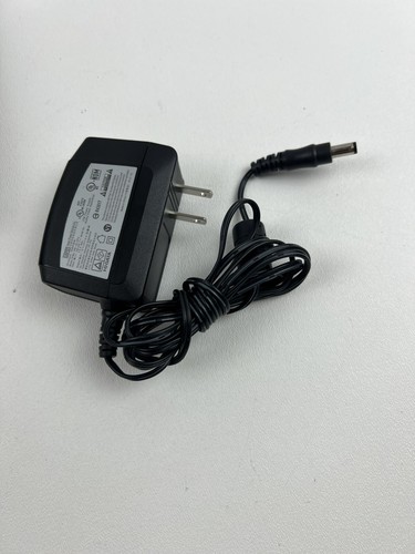 NETGEAR CM500 680 Mbps Cable Modem + Power Adapter + Cable - Picture 10 of 14