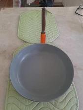 DESCOWARE Flame Orange Enamel Cast Iron FE 11" Frying Pan 23-D 28 C BELGIUM