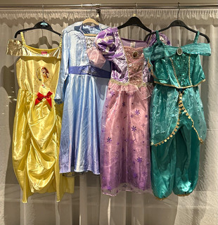 Disney princess costumes bundle x4 Elsa Jasmine Rapunzel Belle age 5 6 dress up
