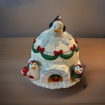 Vintage Penguin Christmas Decorated Igloo Trinket Box WELCOME 1995 FIGI'S