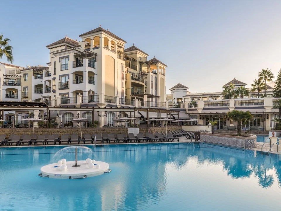 21Dic-28Dic25 Marriott's Playa Andaluza Resort en España. Reserva de 3 camas para 6 camas Foto 2 de 4