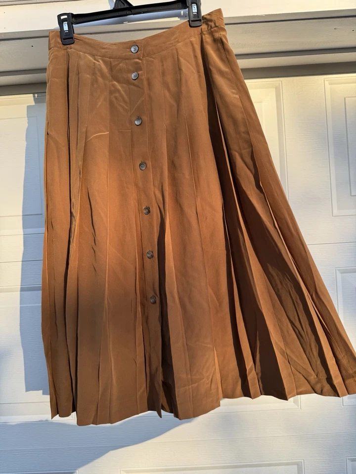 Falda Vintage Talbots Plisada Midi 100% Seda Color Camel Botón Delantero Talla 14 Foto 3 de 4