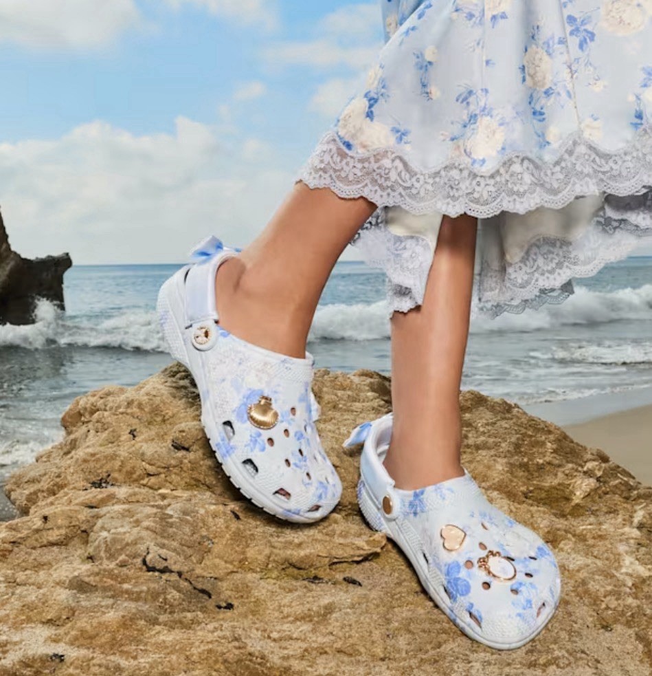 Love Shack Fancy X Crocs NIB Unisex Mineral Blue Classic Clog Size 7 Women's image 2