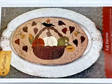 Sew Cherished Fall Harvest Pumpkin Gourd Basket Crow Bird Star Wool Table Mat