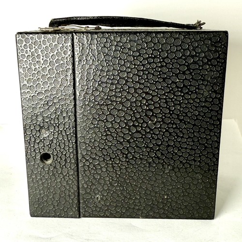 Kodak No-2 Beau Brown Brownie Camera Art Deco Doublet Lens Works READ - Picture 5 of 10