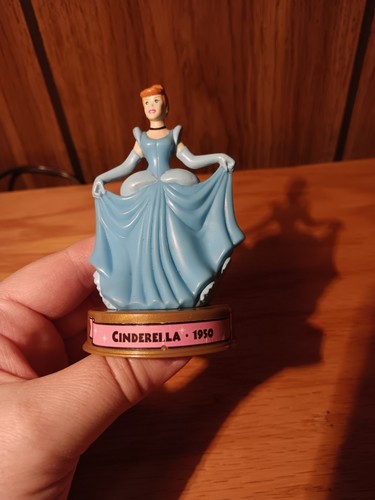 Cinderella 100 Years Of Magic Walt Disney World McDonald's Happy Meal Toy - Picture 7 of 9