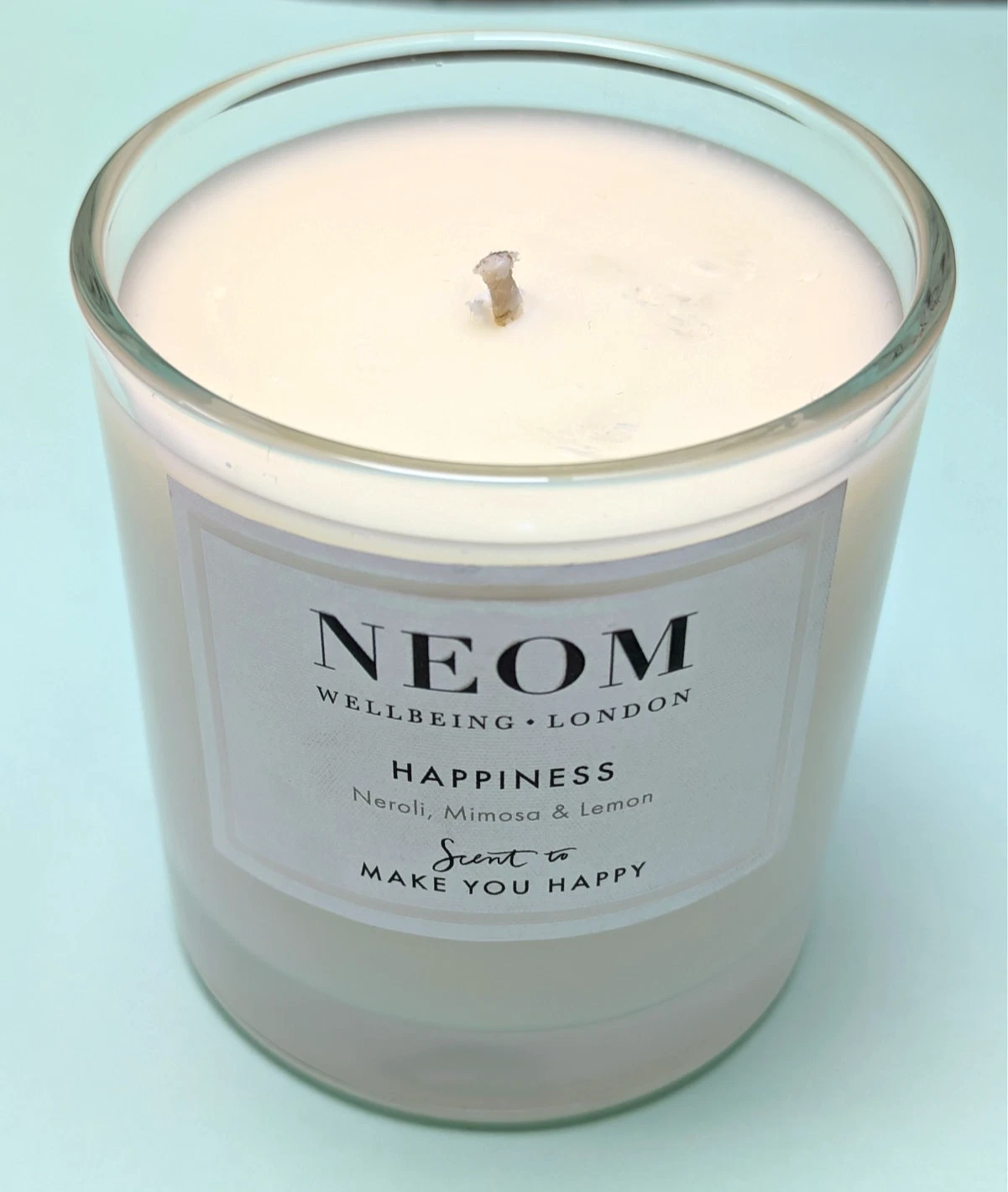 NEOM Wellbeing London Luxury Scented Candle 185g Natural Fragrance Made in UK - Picture 2 of 7