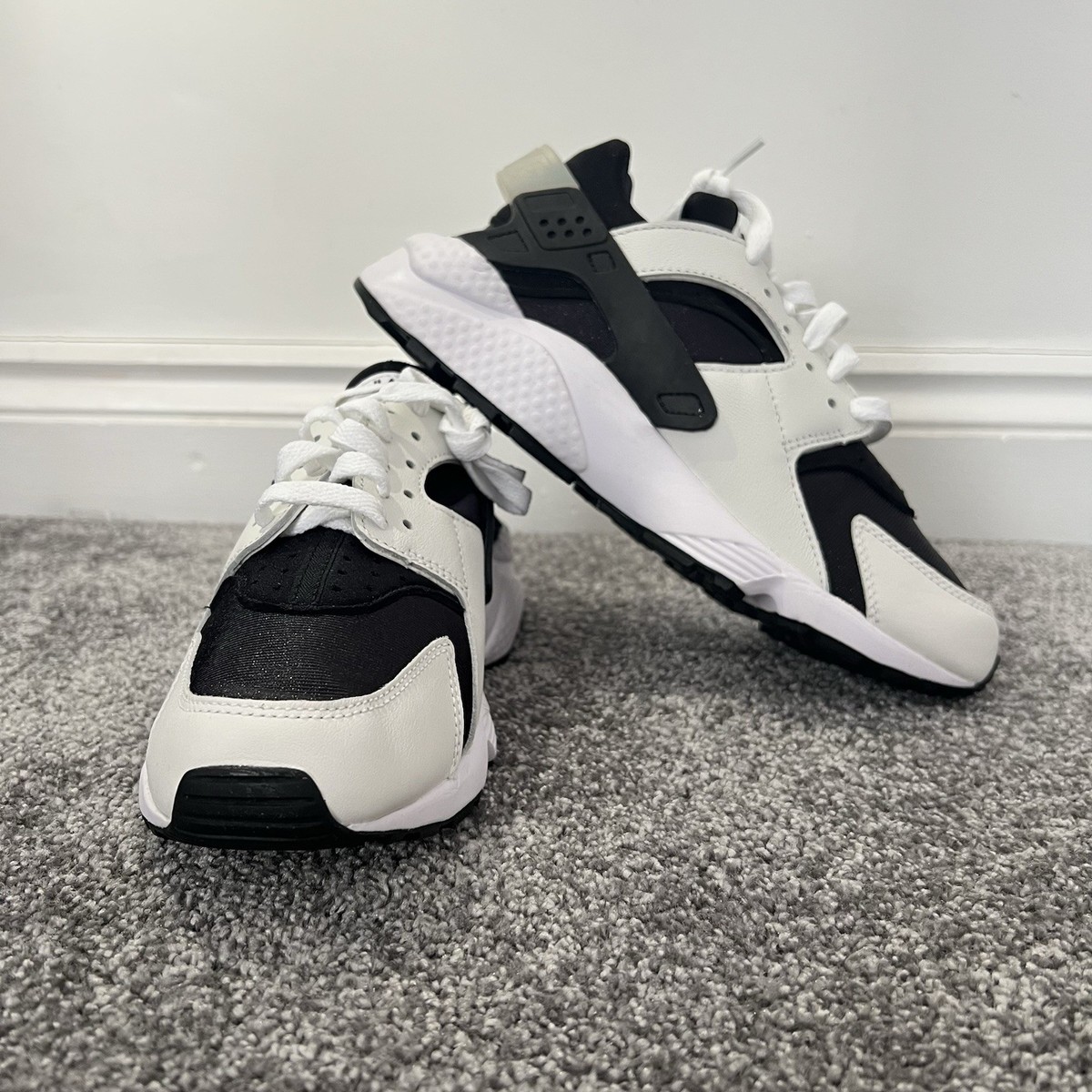Black Air Huarache Mens White Air Huarache Mens Uk Outlet
