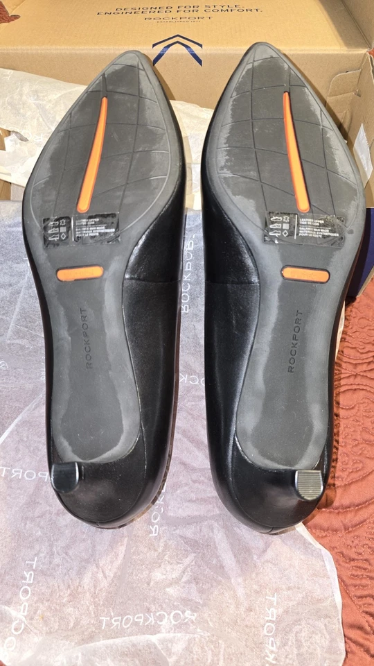 Rockport Total Motion Kalila Women's Black Pointy Toe Pump Kieen Heels Size 11 - Image 4 of 4