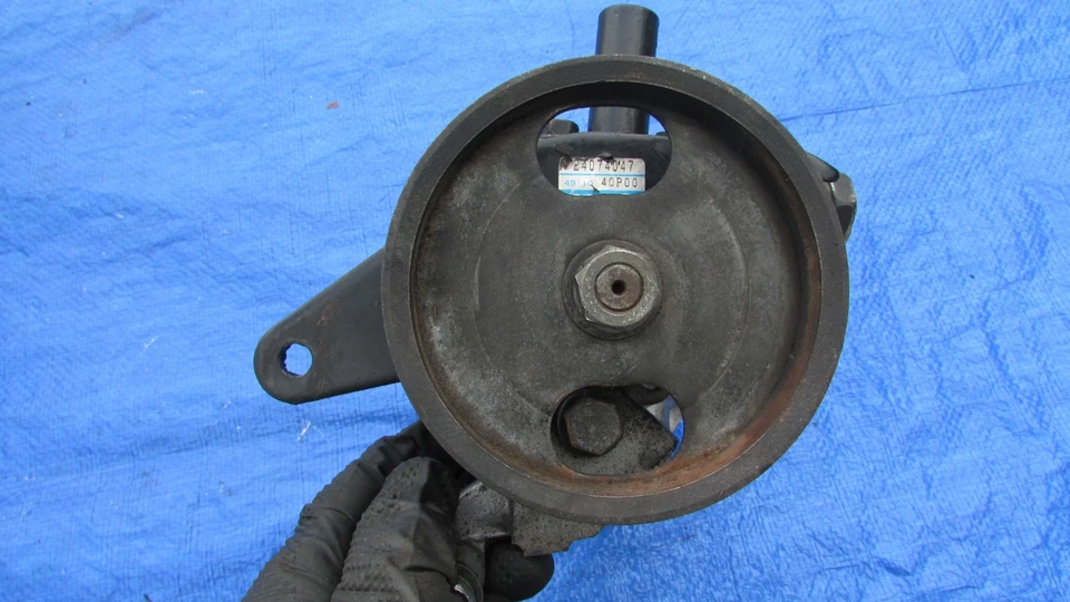 90-96 Nissan 300zx 15s conjunto de bomba de direção hidráulica com suporte de montagem NA - Imagem 3 de 4