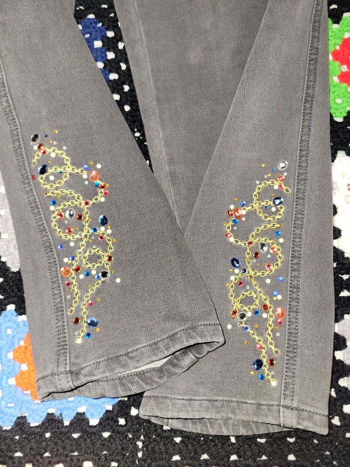 Quacker Factory Women's Black Denim Jeans Rhinestone Embroidered Medium Short - Image 3 of 4