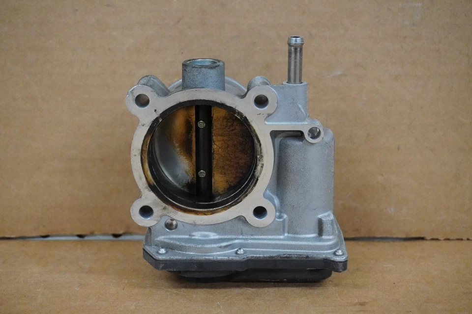 Conjunto de carrocería del acelerador Subaru Forester 2011 2012 2013 2014 2015 2,5 L 16112AA380 Foto 2 de 4