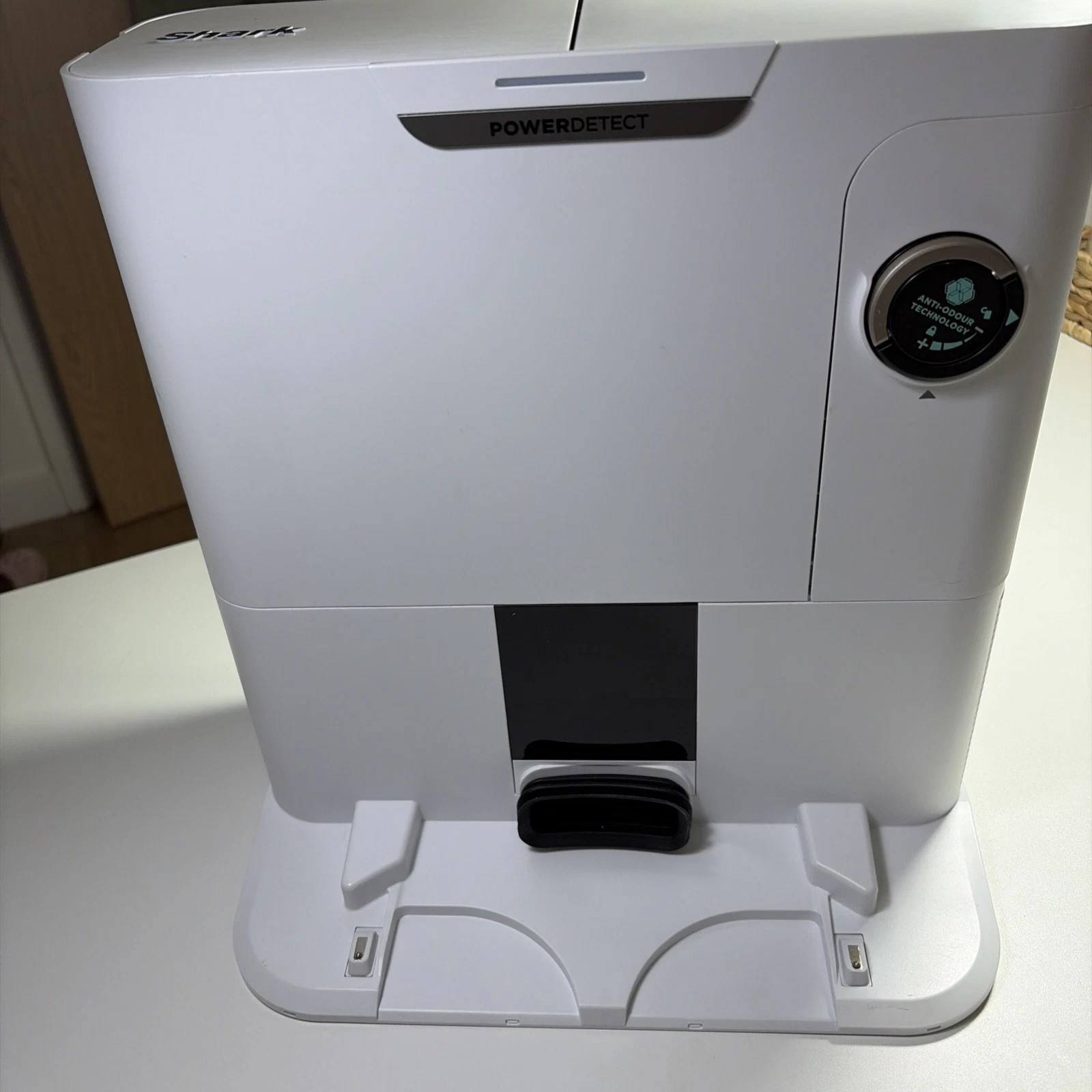 Shark PowerDetect Self-Empty Robot Vacuum White