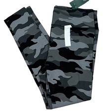 Wild Fable Women's Gray Camo High-Waisted Classic Leggings - Size Medium - NWT