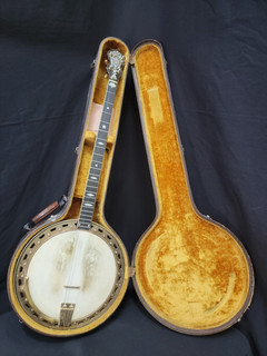 1920's Vega Vegavox Tenor Banjo 4 String W/Case Lot.N52