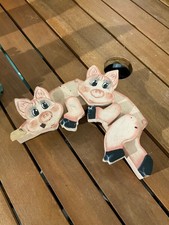Hand-Painted Wooden Pig Couple Cutout Decoration