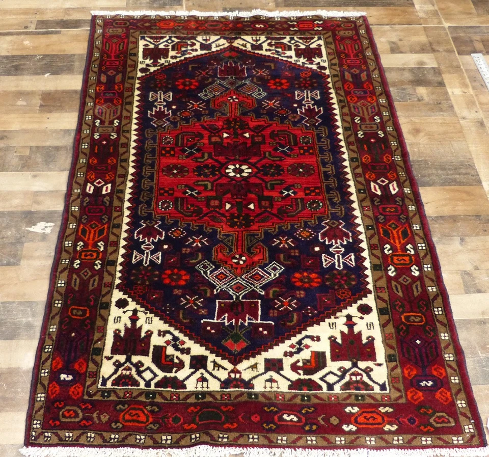 4'4"x7' Unique Handmade wool Authentic Antique Vintage Hamedan Oriental area rug - Image 4 of 4