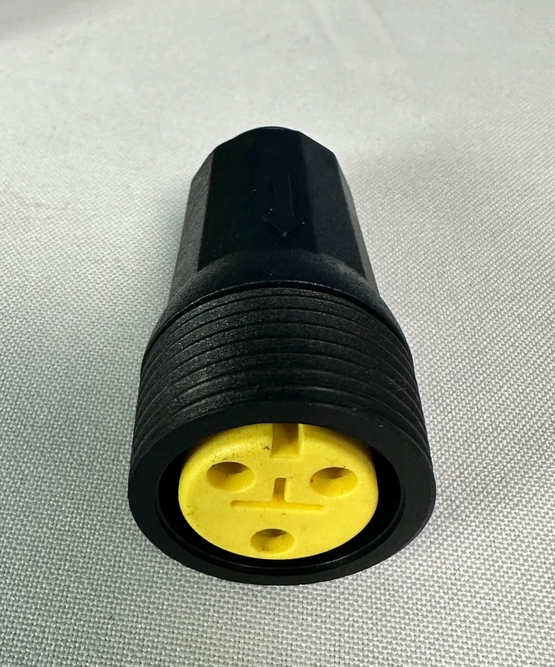 Elation Lighting SIXPAR/TERMINATOR - Power/DMX Terminators For Six Par- 1 Pack - Image 2 of 4