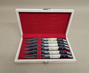 Set of 6 French Laguiole handle steak knives