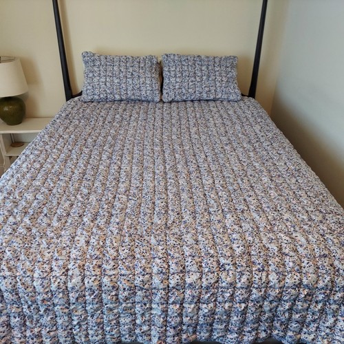 Rachel Zoe Ditsy Print Cloud 3-Pc Comforter & Sham Set Blue Floral Queen 80x86" - Picture 2 of 8