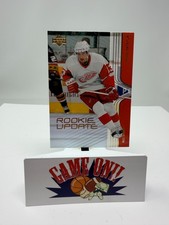 2003-04 Upper Deck Rookie Update Hockey Pavel Datsyuk Card #29. rookie card picture